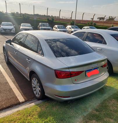 AUDI A3 1.4 TFSI SEDAN ATTRACTION 16V FLEX 4P TIPTRONIC AUDI A3 1.4 TFSI SEDAN ATTRACTION 16V FLEX 4P TIPTRONIC